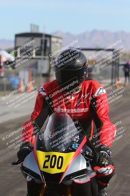 media/Feb-07-2025-CVMA Friday Practice (Fri) [[7034960ba2]]/5-Around the Pits-Pre Grid/